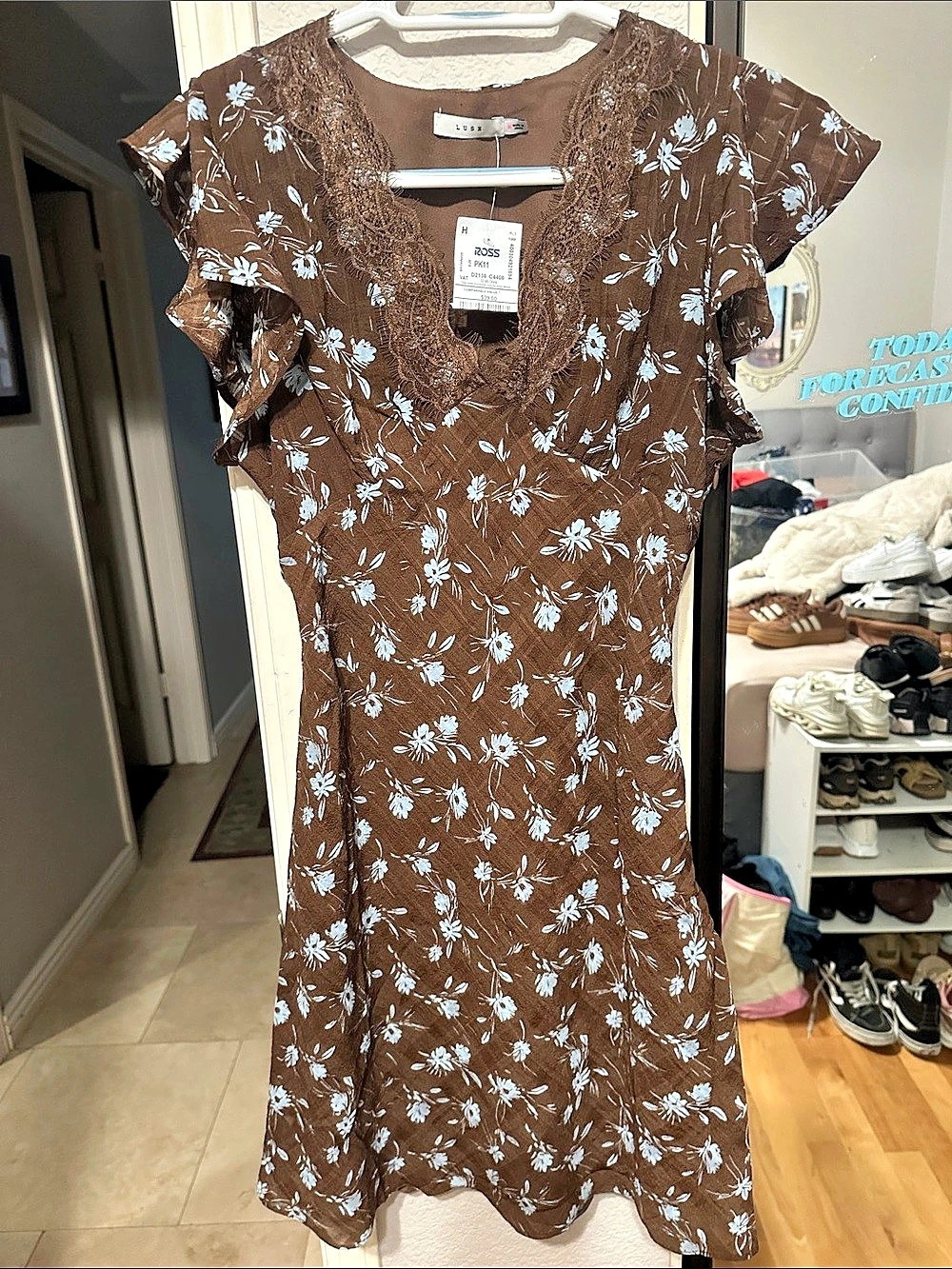 Lush Floral Mini Dress in Brown & Blue Size Small NWT